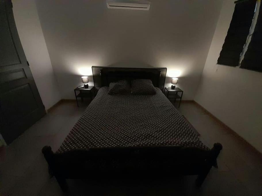 Appartement Spacieux &Tres Calme. Spacious & Very Quiet Apartment. Carros Exterior photo